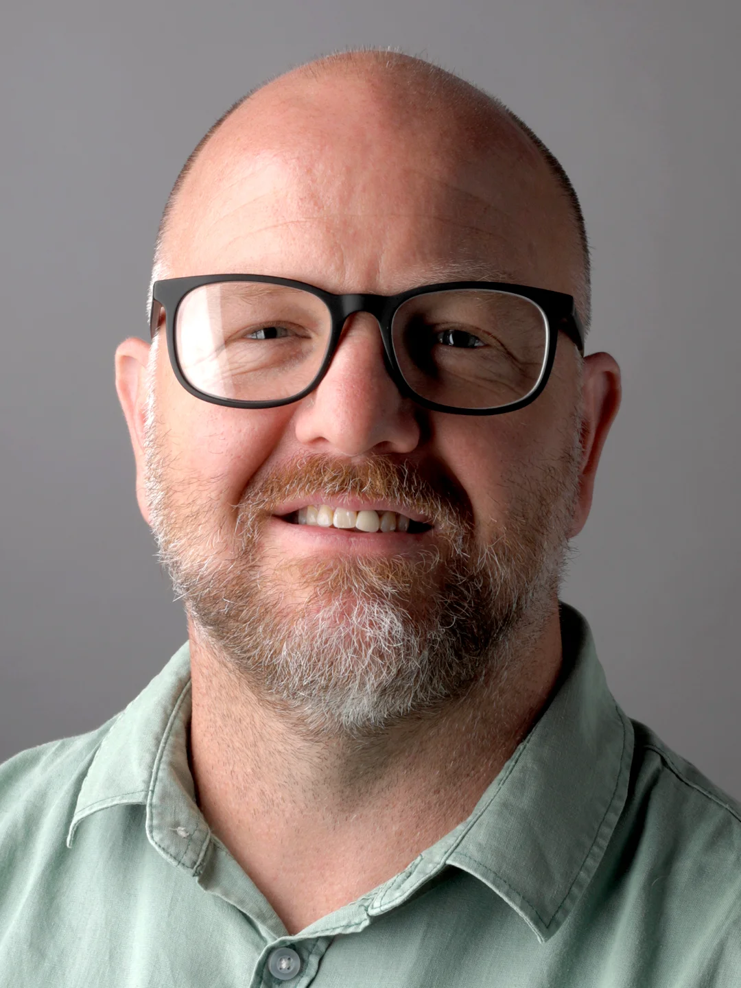 Dr Andrew Howells